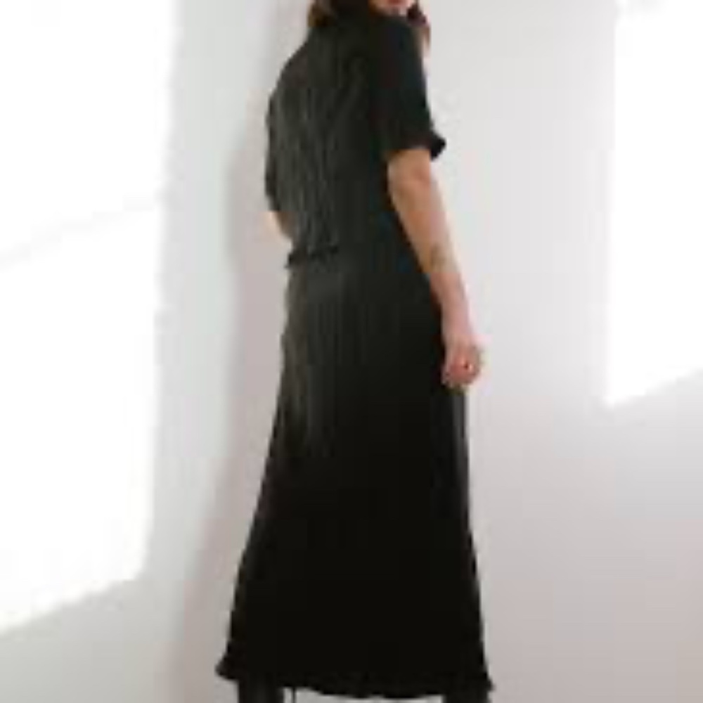 Dressed in Lala plisse skirt set, xl